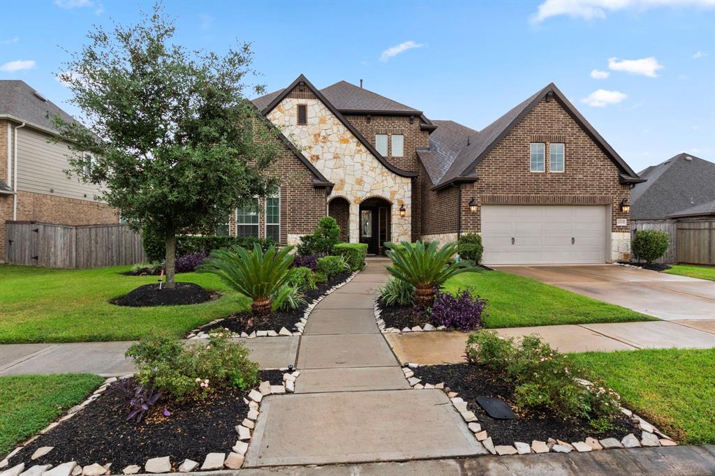 2015 Big Creek Way, Missouri City, Texas image 3