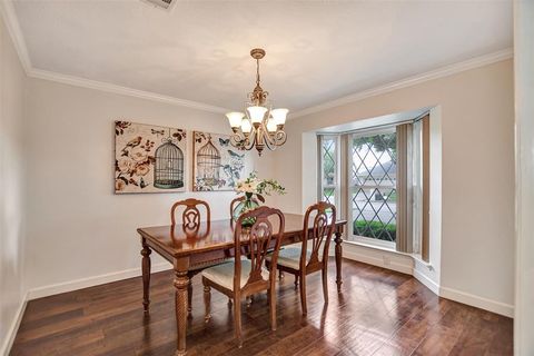 Single Family Residence in Pasadena TX 4806 Rainwater Drive 12.jpg