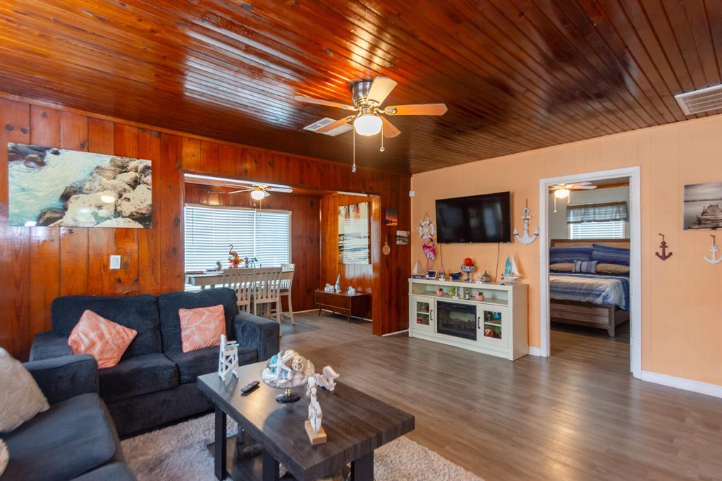 236 3rd Street, San Leon, Texas image 16