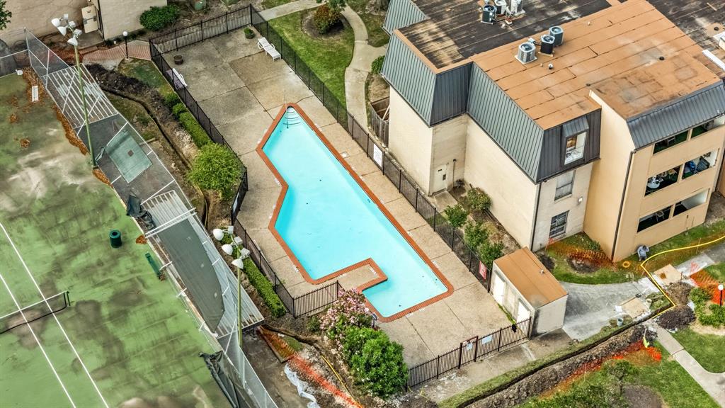 8517 Hearth Drive #31, Houston, Texas image 18