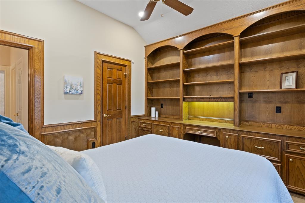 8010 Fonthill Drive, Spring, Texas image 26