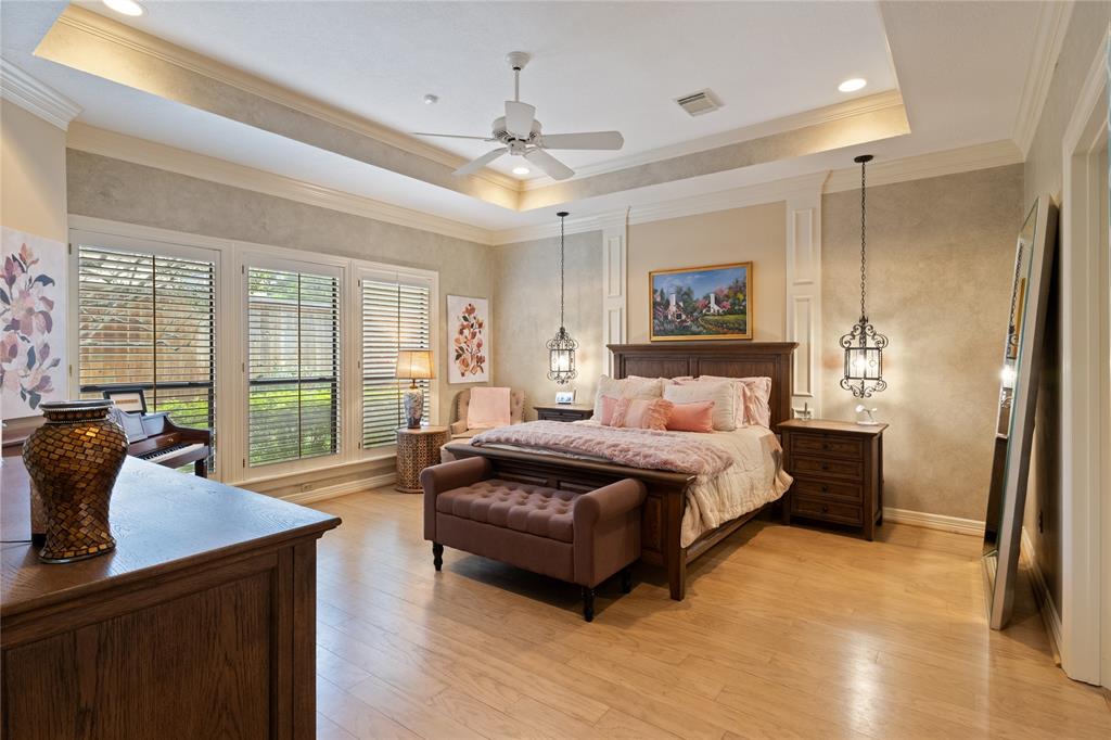 8010 Fonthill Drive, Spring, Texas image 17
