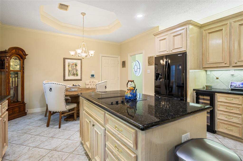 8010 Fonthill Drive, Spring, Texas image 11