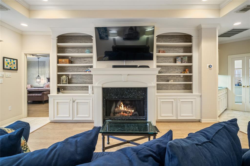 property-search 4 8010 Fonthill Drive