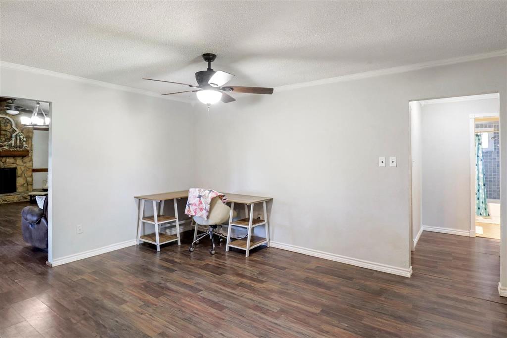 104 Meadowlark Lane, Angleton, Texas image 7