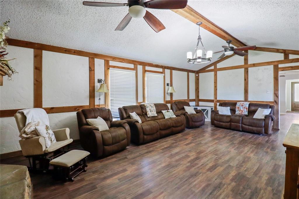 104 Meadowlark Lane, Angleton, Texas image 16