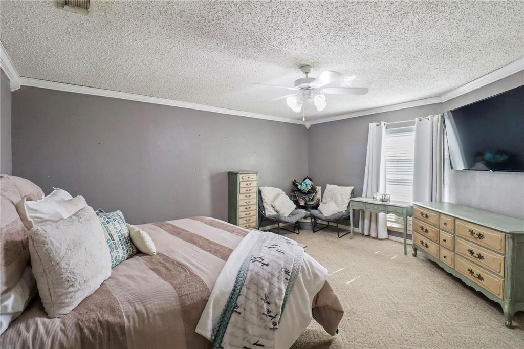 104 Meadowlark Lane, Angleton, Texas image 17