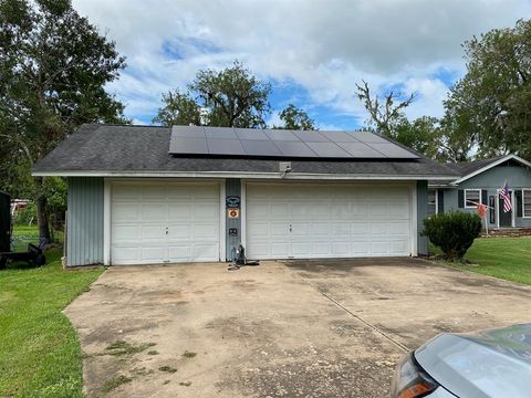 A home in Brazoria