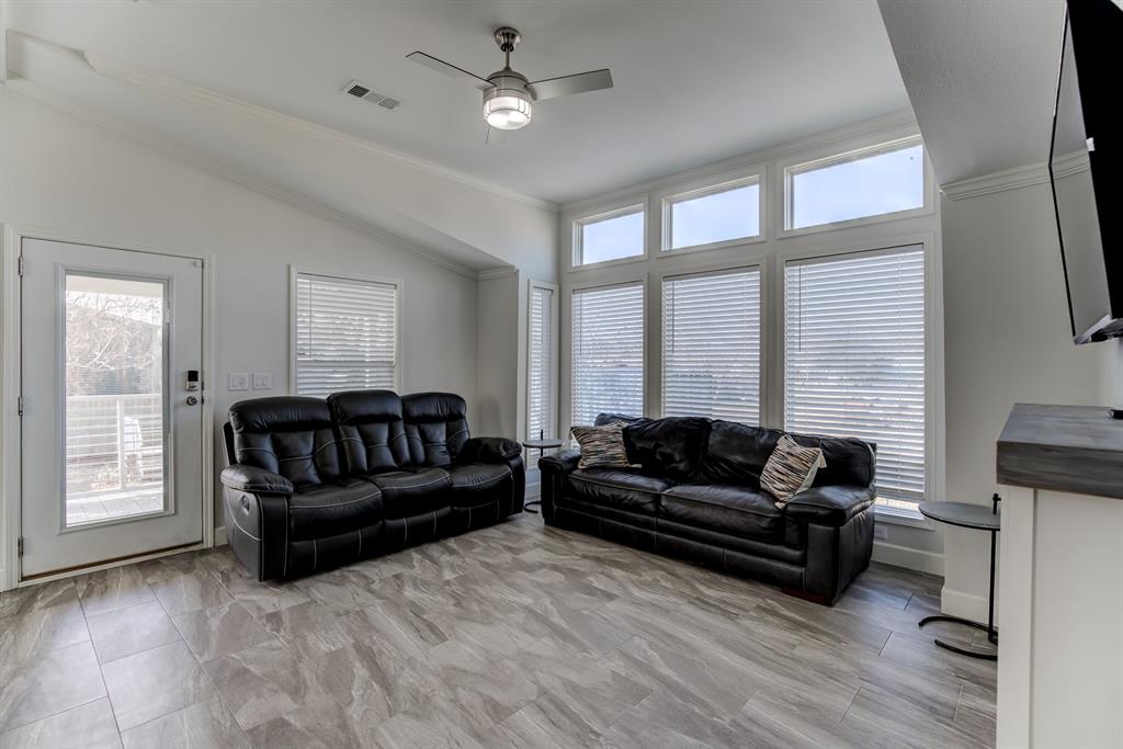518 4th Street, Dickinson, Texas image 5
