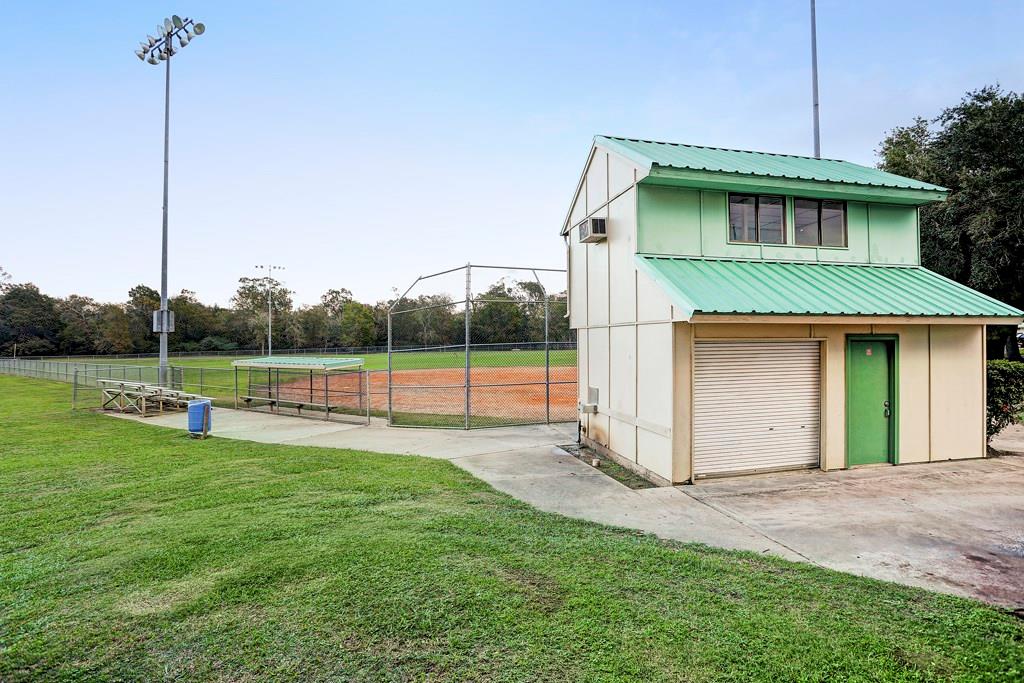 2628 Bisbee Road, League City, Texas image 1