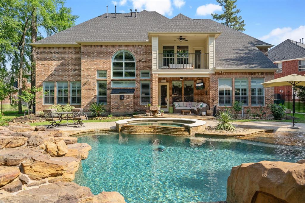 11 Dancing Breeze Place, The Woodlands, Texas image 44