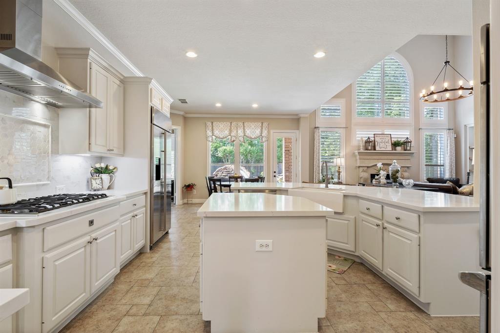 11 Dancing Breeze Place, The Woodlands, Texas image 22