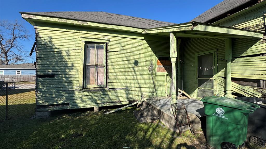 1308 Tarley Street, Houston, Texas image 6