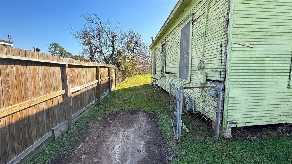 1308 Tarley Street, Houston, Texas image 5