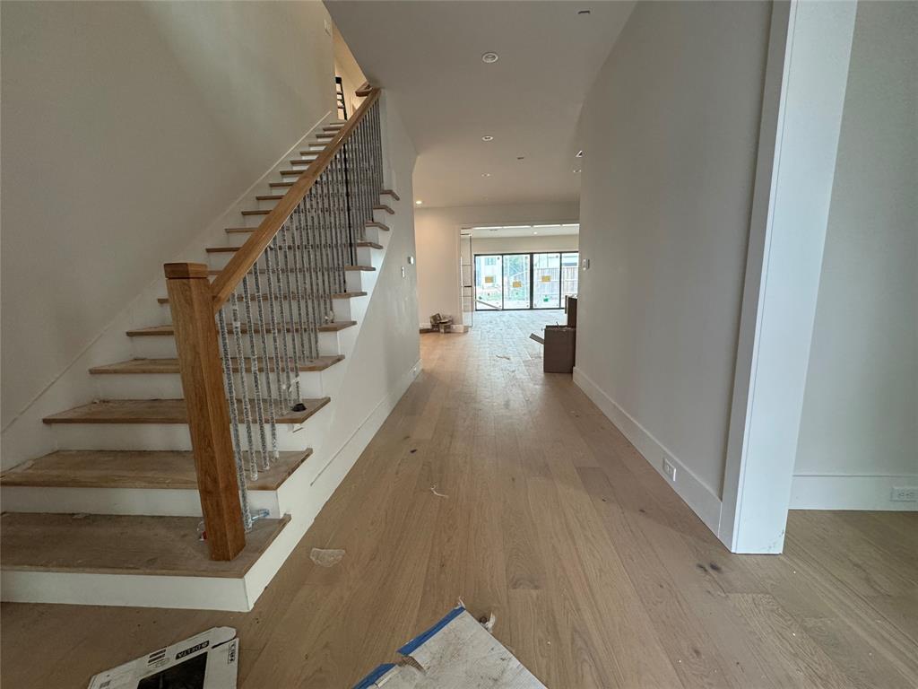 1526 Wakefield Drive, Houston, Texas image 2