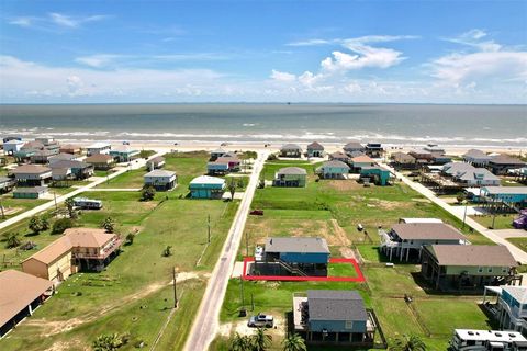 A home in Crystal Beach