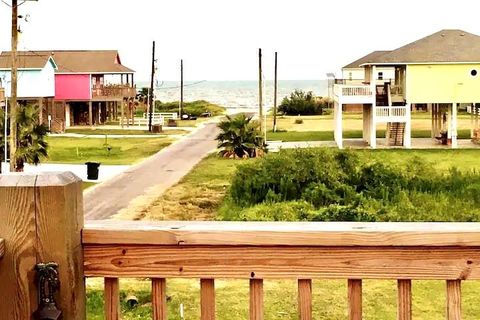 A home in Crystal Beach