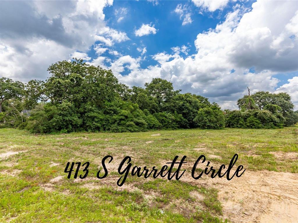 413 S Garrett Circle, Bellville, Texas image 1