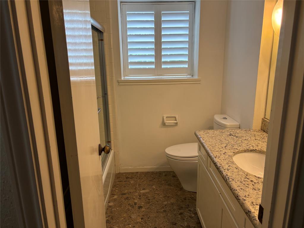 509 Dwinnell Street, Baytown, Texas image 12