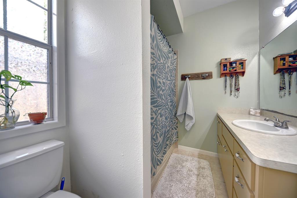 213 N Austin Street, Brenham, Texas image 15