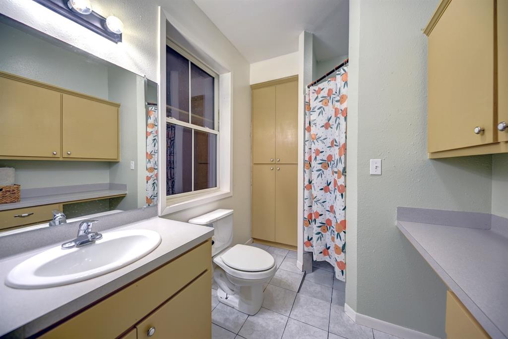213 N Austin Street, Brenham, Texas image 18