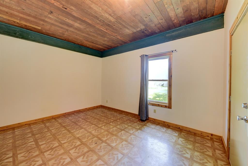 213 N Austin Street, Brenham, Texas image 12