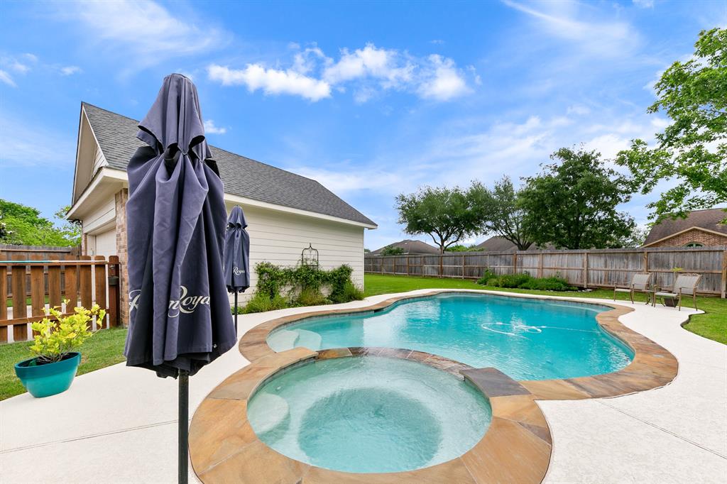 1306 Carnation Street, Katy, Texas image 32