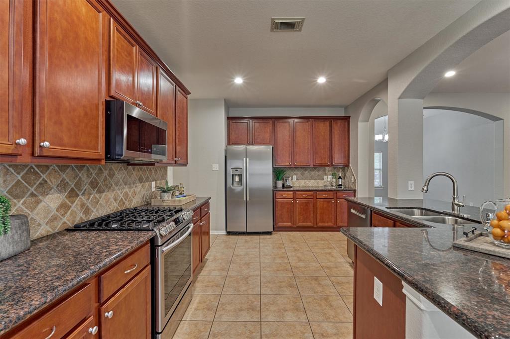 59 Pleasant Point Place, Spring, Texas image 22