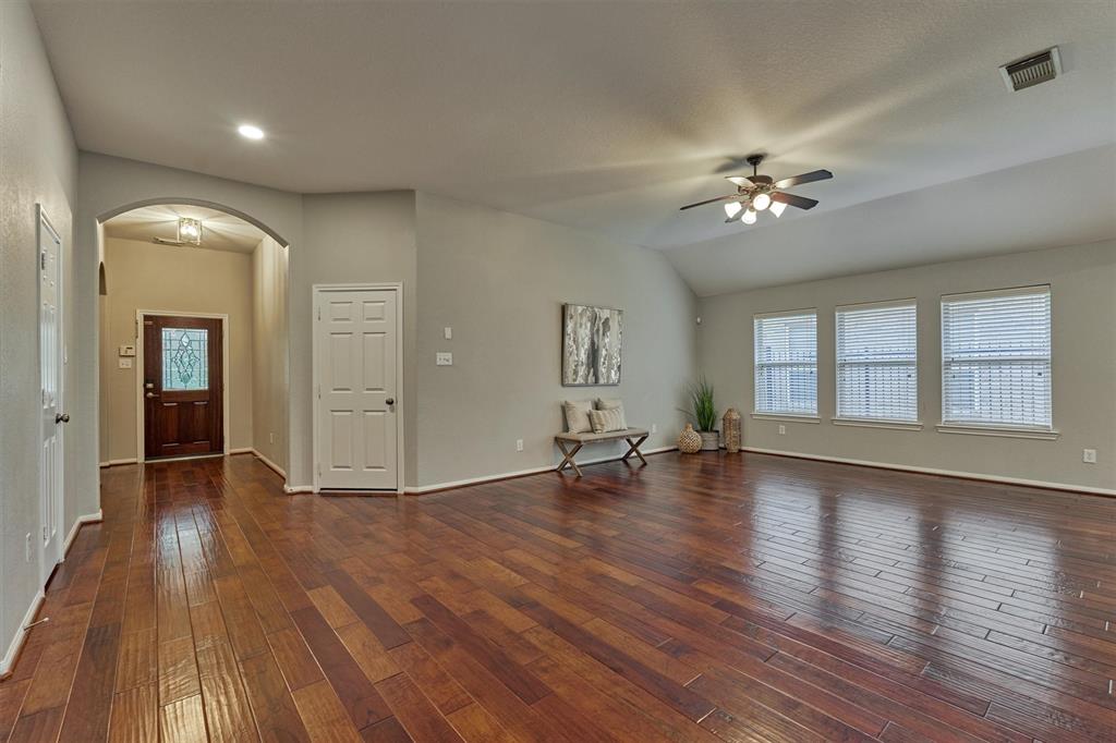 59 Pleasant Point Place, Spring, Texas image 13