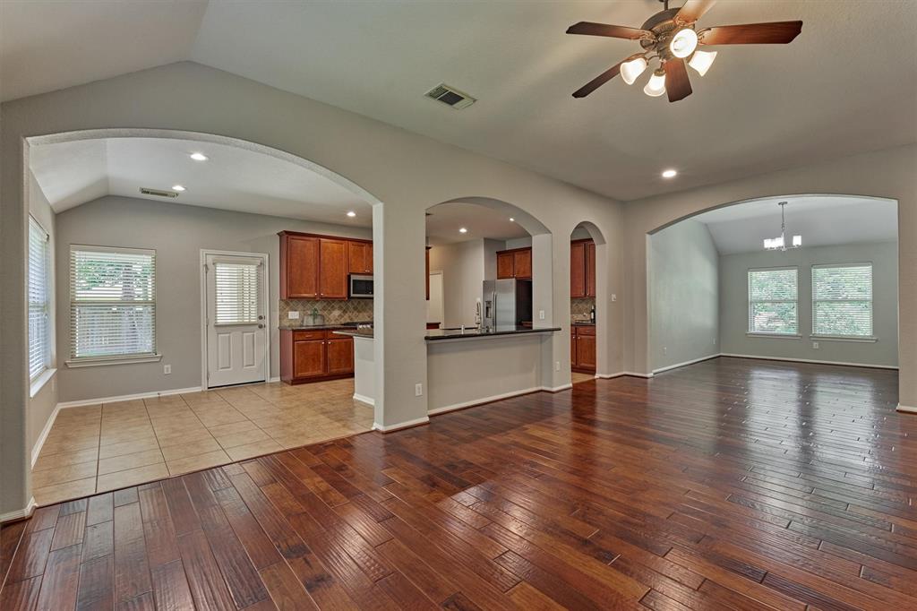 59 Pleasant Point Place, Spring, Texas image 16