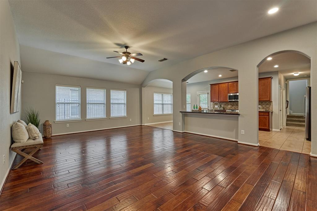 59 Pleasant Point Place, Spring, Texas image 11