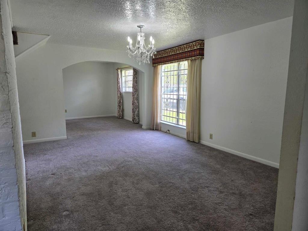 5851 S Braeswood Boulevard, Houston, Texas image 5