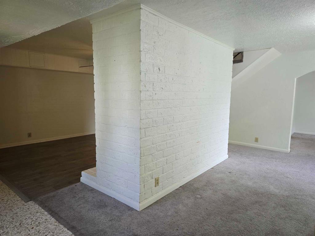 5851 S Braeswood Boulevard, Houston, Texas image 7