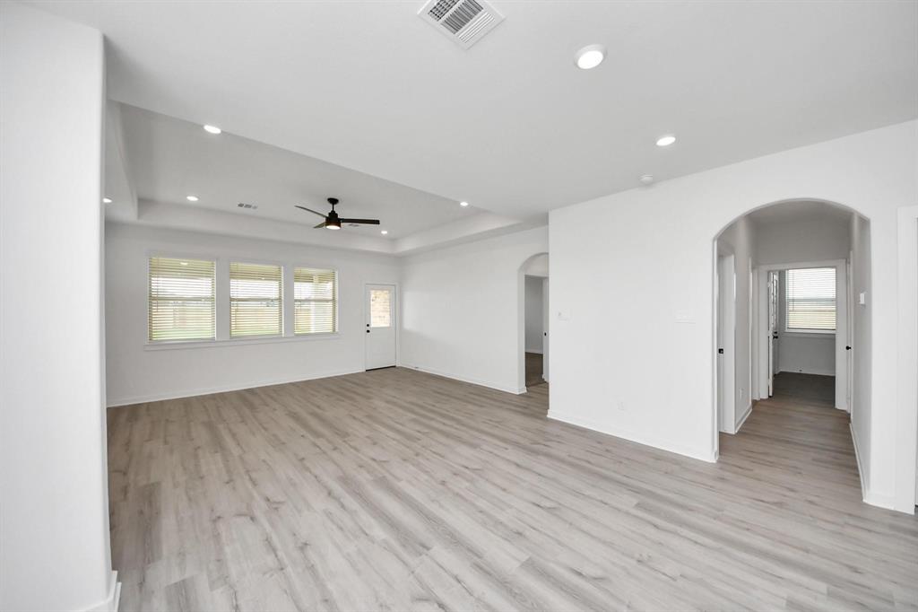 Alvin, Texas 77511, United States, 5 Bedrooms Bedrooms, ,4 BathroomsBathrooms,Residential,Active,171309