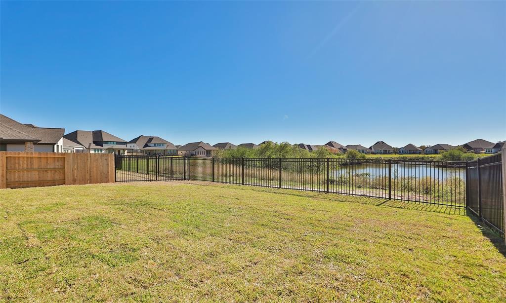 523 Rita Blanca Drive, Webster, Texas image 39