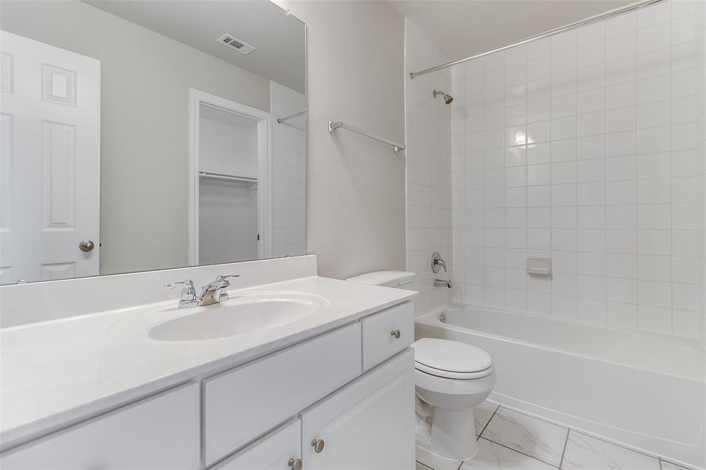 32038 Meadowlake Mews Lane, Hockley, Texas image 17
