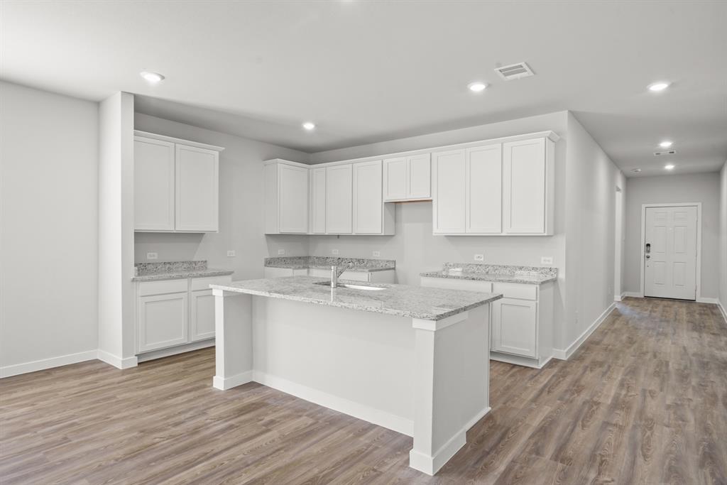 14321 Ash Tree Drive, Conroe, Texas image 4