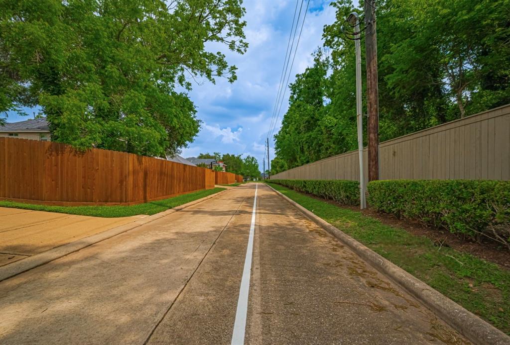 3314 Brushy Lake Drive, Missouri City, Texas image 40