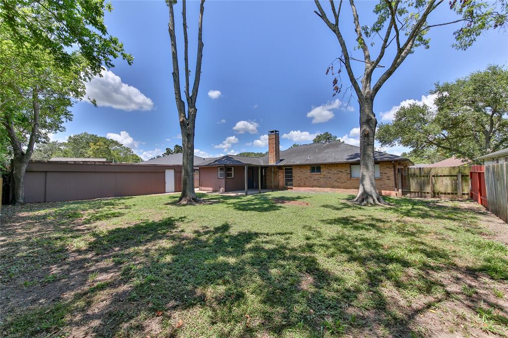 2105 Roland Rue Street, Pearland, Texas image 4