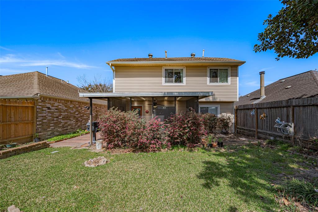 4250 Gypsy Pops Drive, Pasadena, Texas image 32