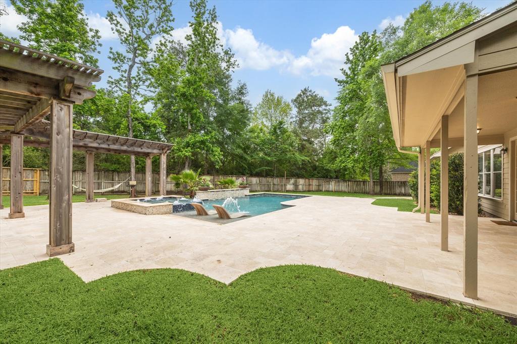 74 E Beckonvale Circle, Spring, Texas image 45