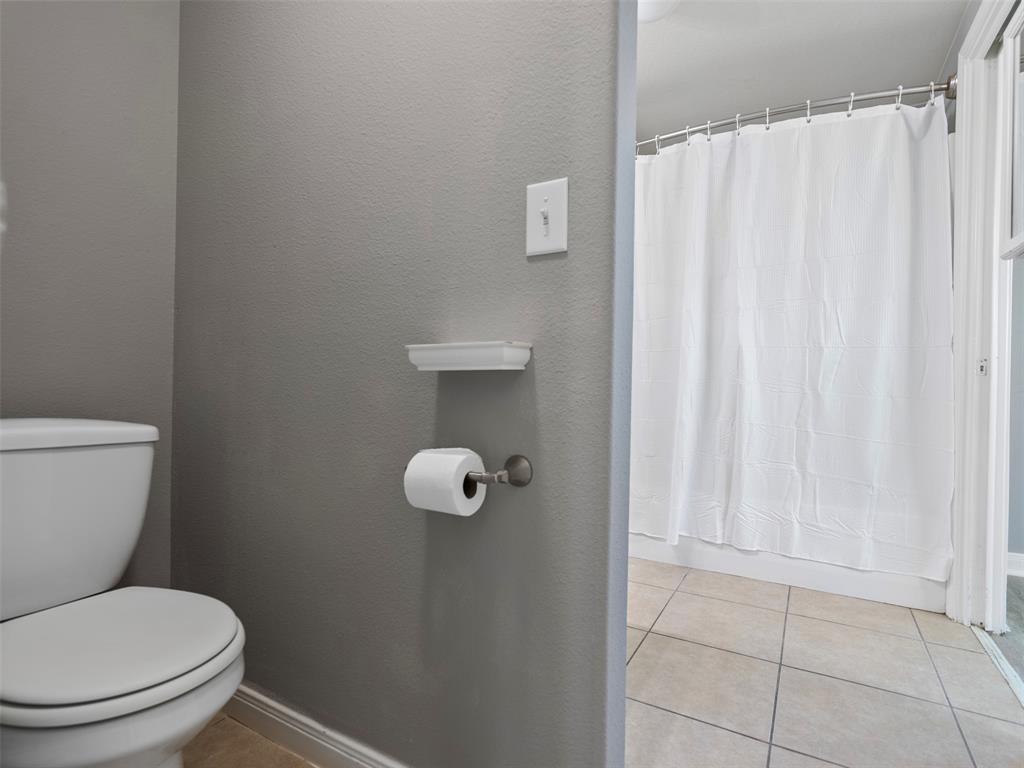 935 10th Street, Dickinson, Texas image 12