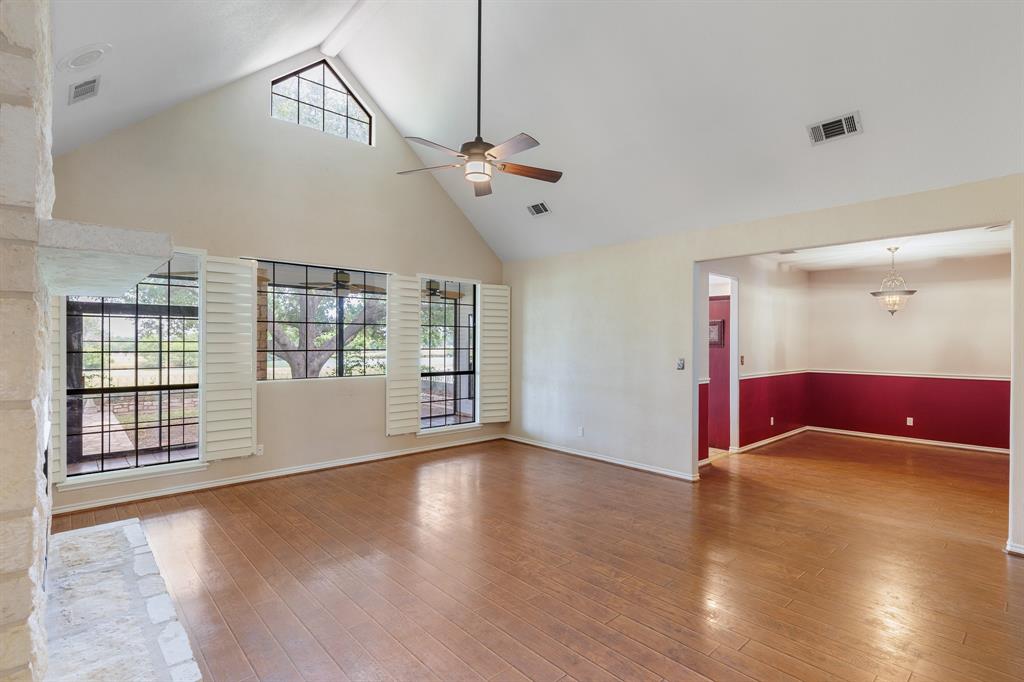 440 Saint Andrews Street, Meadowlakes, Texas image 5