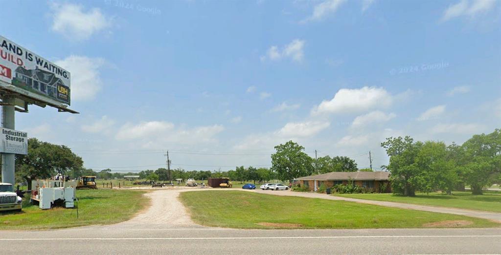 10230 Highway 6, Hitchcock, Texas image 4