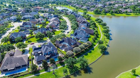 A home in League City