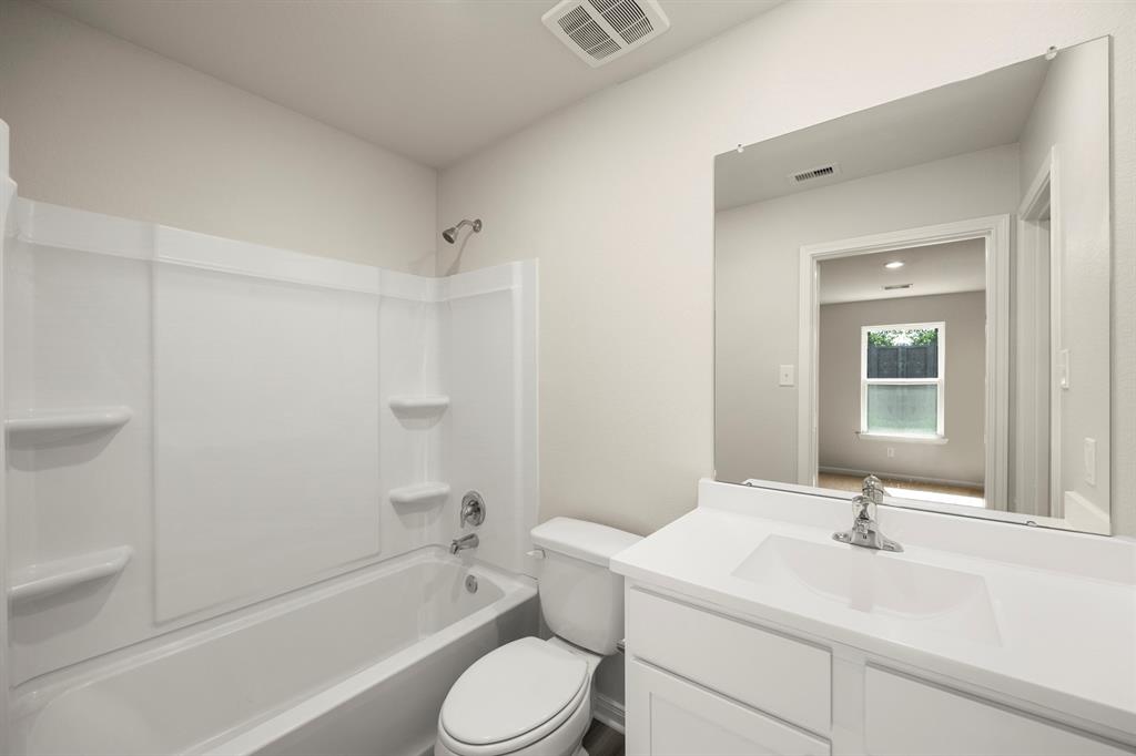 10410 Sunny Petal Circle Drive, Houston, Texas image 5