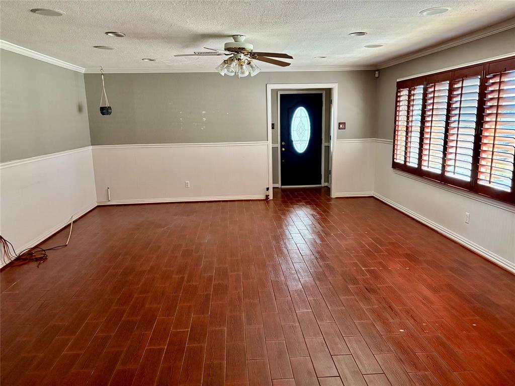 2020 1st Street, Texas City, Texas image 4