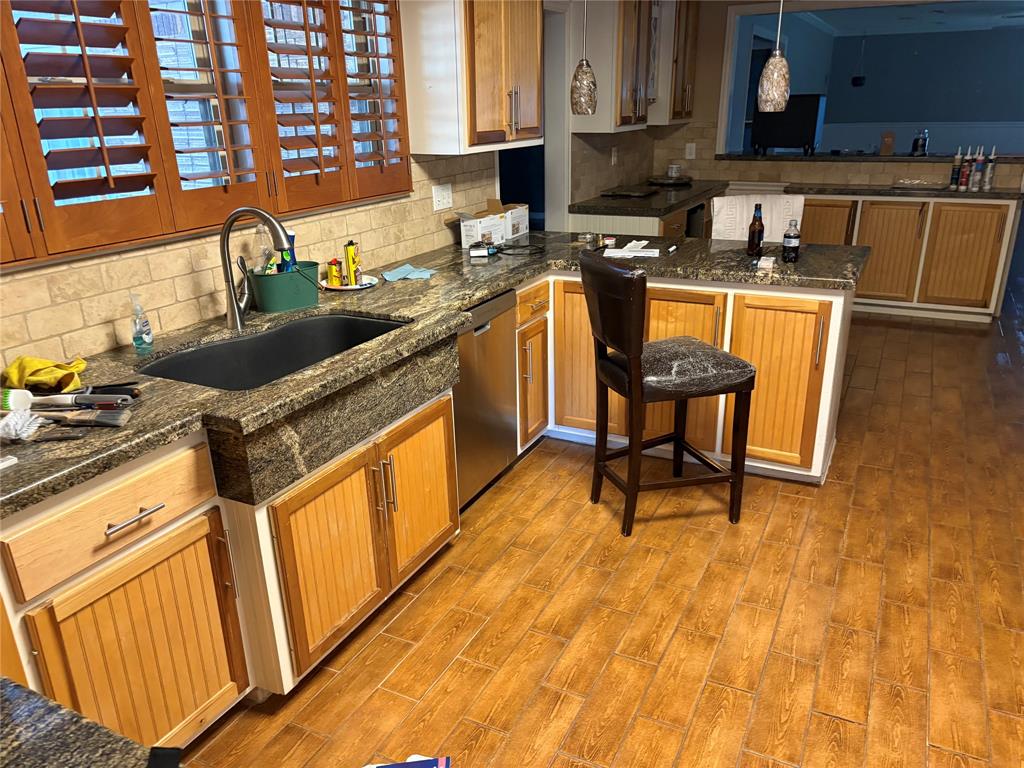 2020 1st Street, Texas City, Texas image 8
