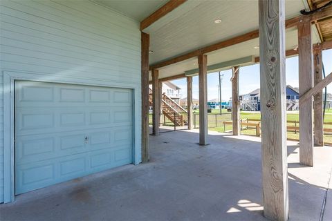 A home in Crystal Beach