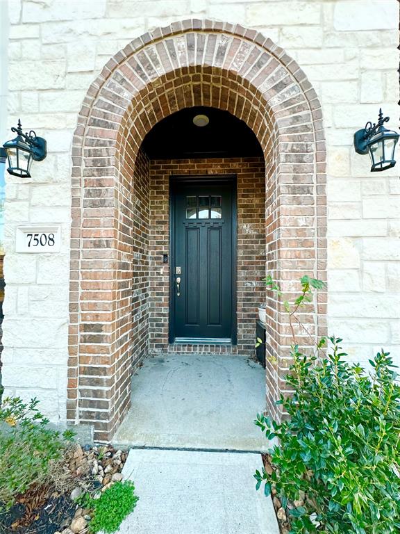 7508 Mckinney Falls Court